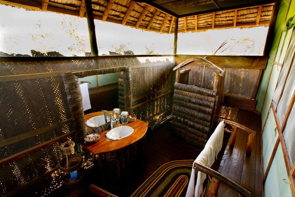 Simply Saadani Camp, A Tent With A View Safaris Mkwaja Esterno foto
